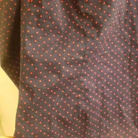 Tommy Hilfiger Women’s Navy/Red Polka Dot Cotton Fitted Button Down Shirt - Picture 9 of 13